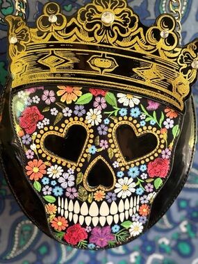 Betsey Johnson Halloween "Queen Sugar Skull" Kitsch Crossbody Bag